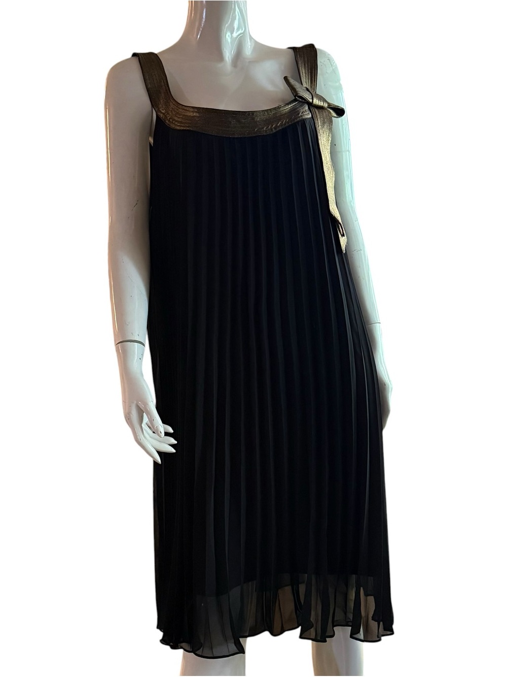 Signature Robbie Bee  Dress